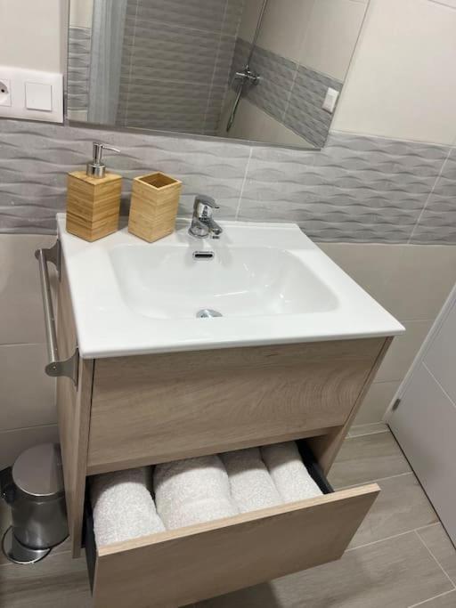 Myra Urban Apartment Cruce de Arinaga Luaran gambar